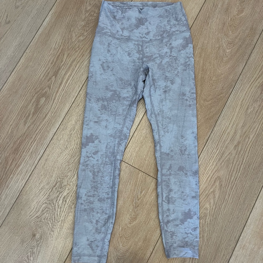 lululemon leggings size 6
